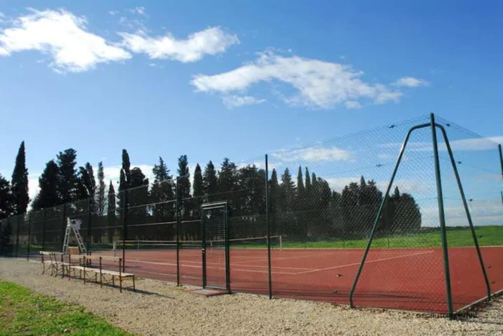 Tres Belle Rotonde Deco Boheme, Tennis, Parking Nîmes Eksteriør billede